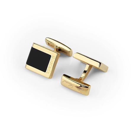 كبك بوزكادا ذهبي مع حجر الأونيكس