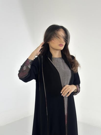 عباية رغد