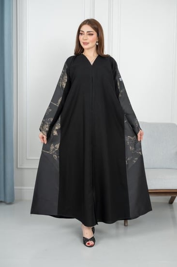 عباية غيم  نصف كلوش بتدخيله هندسية