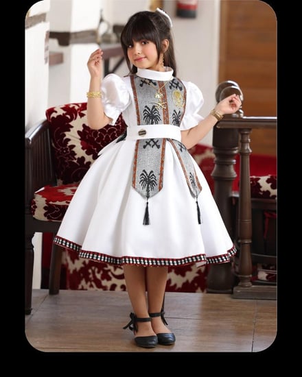 فستان يوم التأسيس بناتي سدو-فخامة الموضة