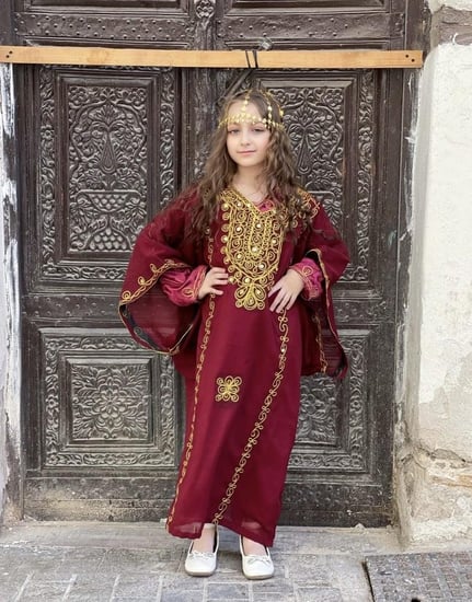 فستان النشل البناتي النجدي