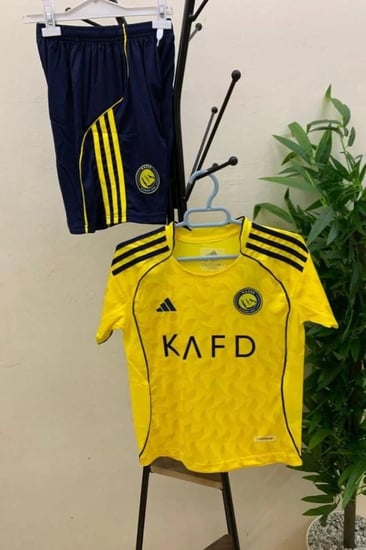 طقم النصر للأطفال25-26