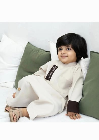 دقله اطفال-ولادي بالاسم مع اطراف جلد