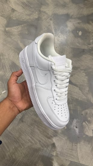 شوز Air force ابيض