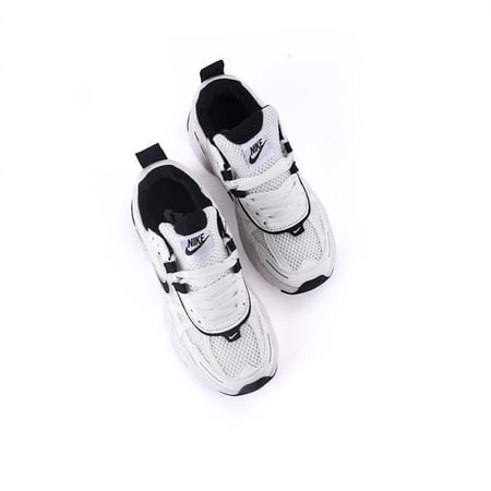 حذاء نايك نسائي ابيض في اسود