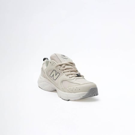 نيو بالانس نسائي بيج