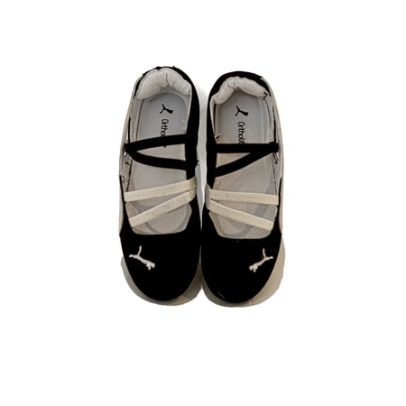 حذاء بوما نسائي رمادي واسود