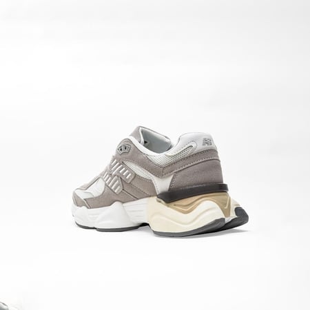 نيو بالانس نسائي نيو