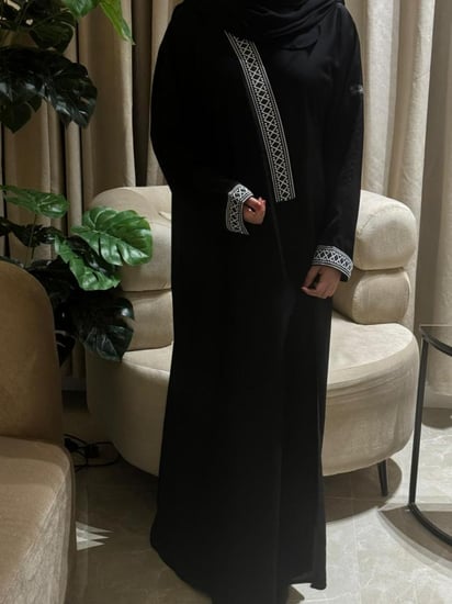 عباية ريناد