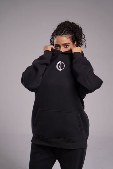 هودي أسود كتابة