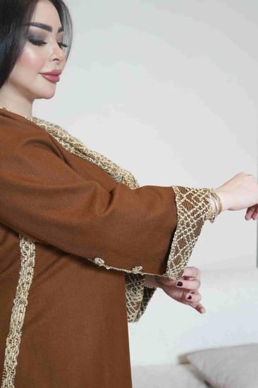 جلابية شتويه جوخ من متجر اصول التصاميم