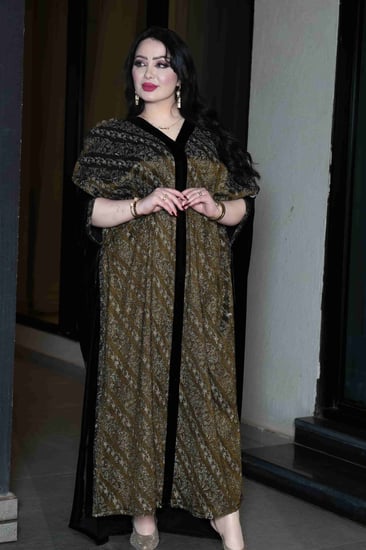 جلابيات شتويه مخمل من متجر اصول التصاميم