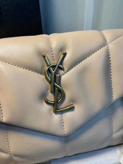 شنطة سان لوران بفر - لحمي