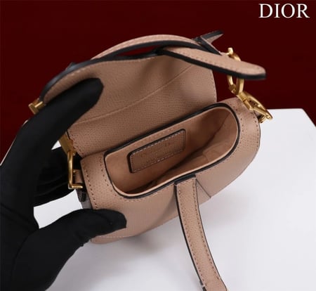 شنطة ديور Saddle