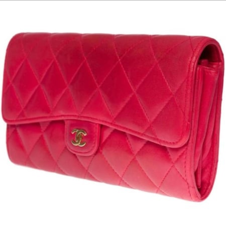 محفظة Chanel الفاخرة