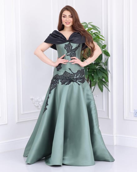 فستان سهرة طويل تيفاني بتطريز اسود