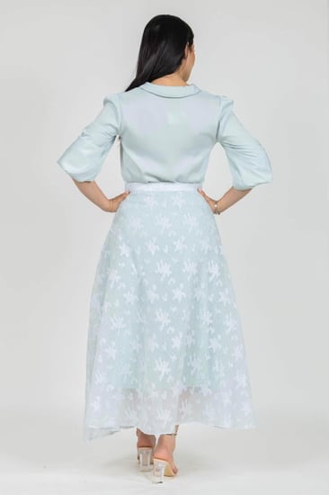 تنورة ناعم طويلة