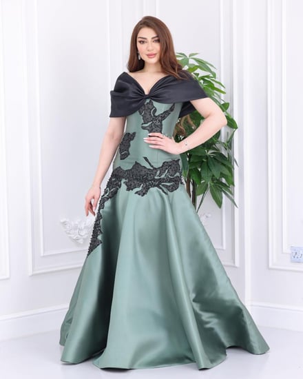 فستان سهرة طويل تيفاني بتطريز اسود