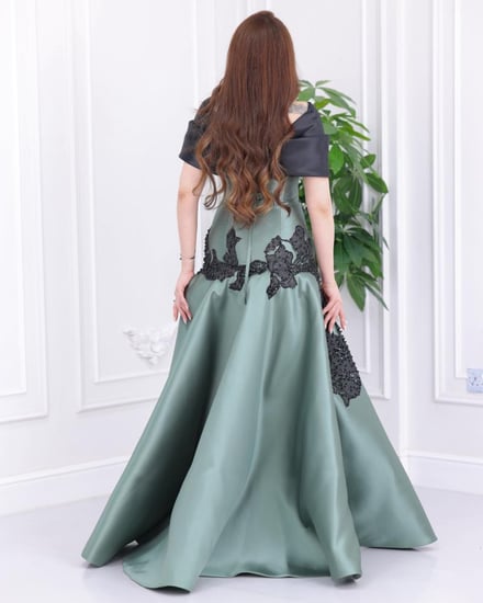 فستان سهرة طويل تيفاني بتطريز اسود