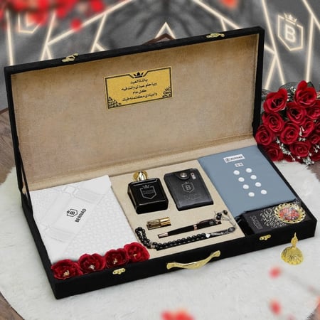 طقم رجالي شماغ وقماش صيفي ومبخره خشبيه وعبارة اهداء حسب الطلب