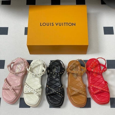 صندل لوويس فيتون