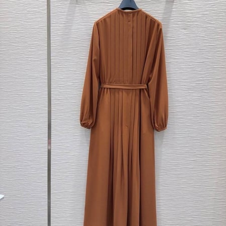 فستان لوويس فيتون