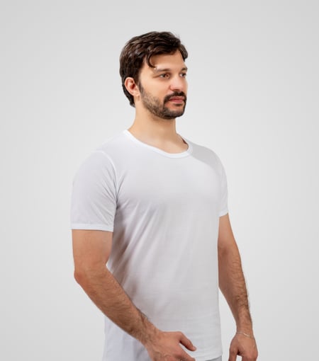 فنيلة داخلية رجالية قطن دائري أبيض ( من شادن )