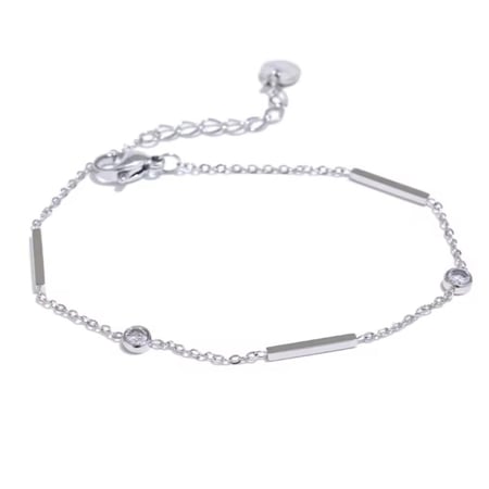 اسوارة لوري-فضي