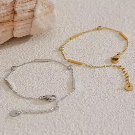 اسوارة لوري-فضي