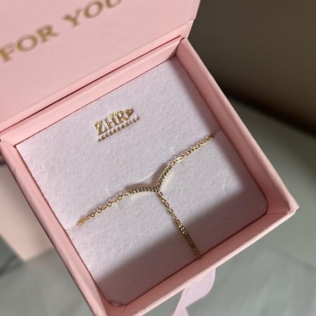 اسوارة اليدا-ذهبي