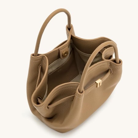 شنطة - ميني jw pei