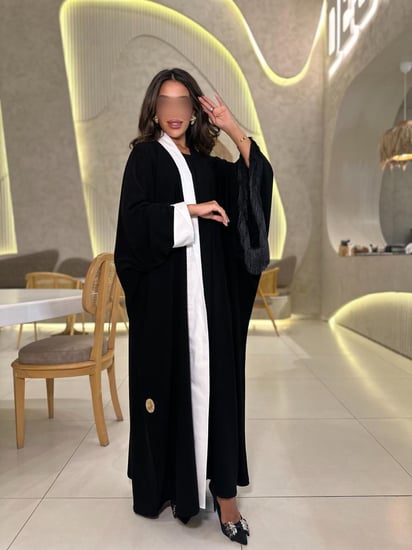 عبايه نصف القمر