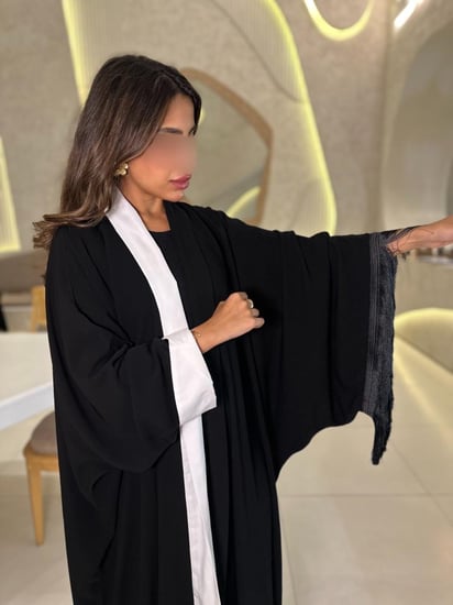 عبايه نصف القمر
