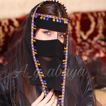 برقع بحياكه فاخره مطرز ب ( السدو العربي)