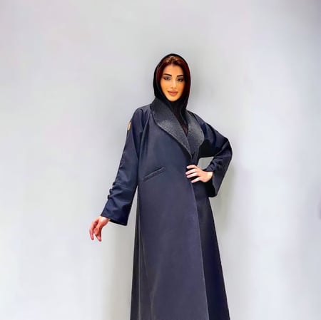 عبايه شتويه باجود خامات الجوخ