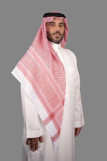 شماغ البسام مايفي شماغ رجالي فاخر بنقشة حمراء مميزة و خامة قطنية