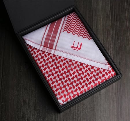 شماغ دنهل رسمي شماغ رجالي بنقشة حمراء وخامة فاخرة