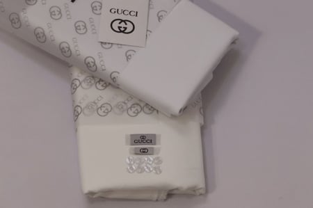 قماش قوتشي ابيض وكريمي - متجر شماغ شوب