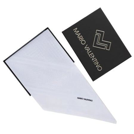 شماغ فالنتينو  ابيض بنقشة فريدة وخامة قطنية تجعله افضل شماغ ابيض