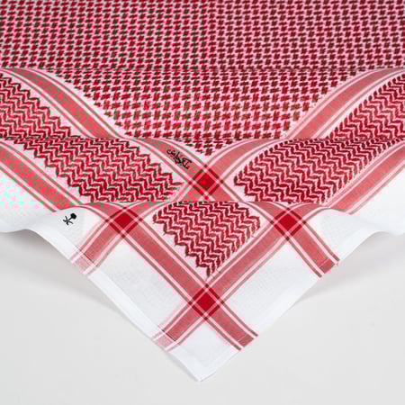 شماغ ملكي خاص احمر غامق 2025