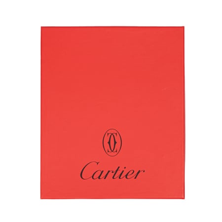 علبه شماغ كارتير ابيض تحافظ عليه و تجعله هدية رجالية - متجر شماغ شوب