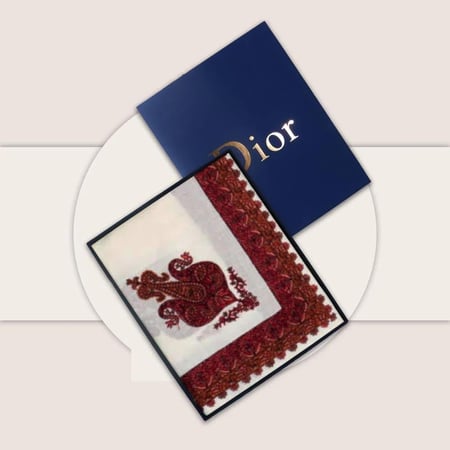 شال كشميري ديور لون ابيض تطريز احمر