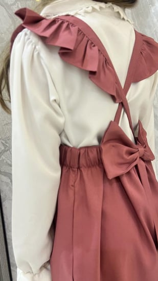 مريول فيونكة