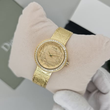 ساعة ديور نسائية هاي كوالتي