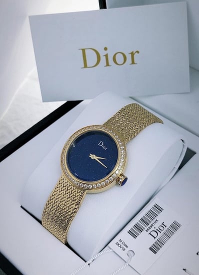 ساعة ديور الدرجة الاولى نسائي