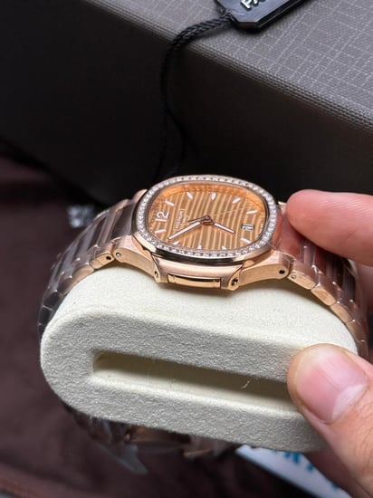 ساعة باتيك فيليب نوتيلوس هاي كوالتي