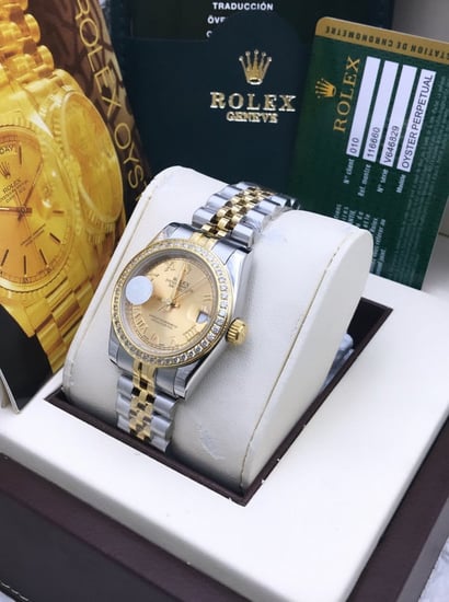 ساعة رولكس الدرجة الاولى نسائي