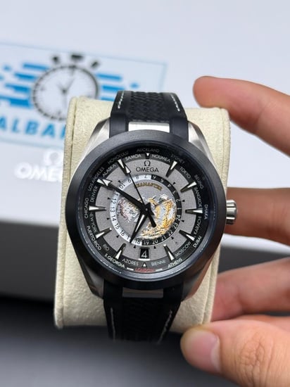 ساعة أوميقا سي ماستر أكوا تيرا سوبر كلون