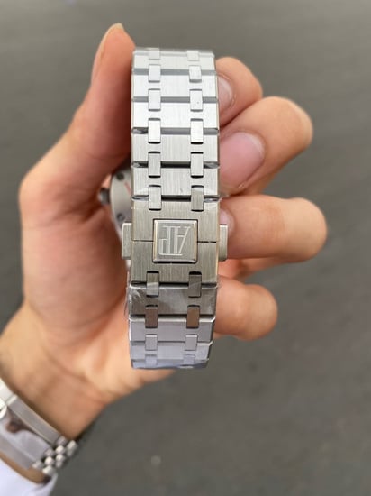 ساعة أوديمار بياجيه الدرجة الاولى