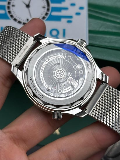 ساعة أوميقا سي ماستر سوبر كلون